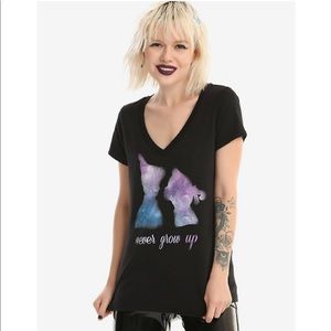 HOT TOPIC Peter Pan Never Grow Up Black Shirt